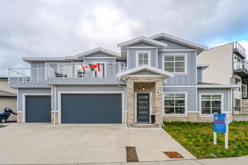 46077 Crestview Dr, Chilliwack, BC, V2R6G4 | Card Image
