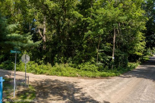 0000 Holmes Road Holmes Road, White Lake Charter Township, MI, 48386 | Card Image