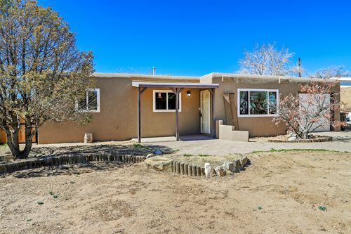 1113 June St Ne, Albuquerque, NM, 87112-5559 | Card Image