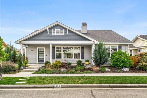 409 Castle Rock Dr, Central Point, OR, 97502-2556 | Card Image