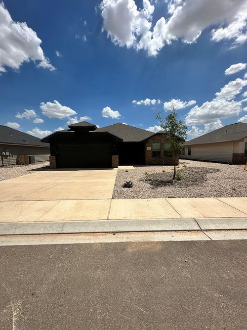 8120 E County Road 115, Midland, TX, 79706-2691 | Card Image
