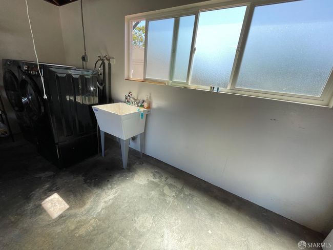 21723 Ada St, House other with 3 bedrooms, 2 bathrooms and 2 parking in Castro Valley CA | Image 23