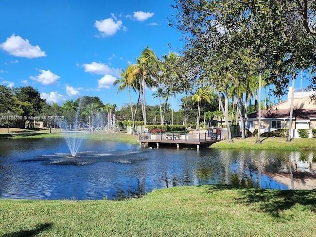APT-4101 - 931 Lyons Rd, Condo with 2 bedrooms, 1 bathrooms and null parking in Coconut Creek FL | Image 10