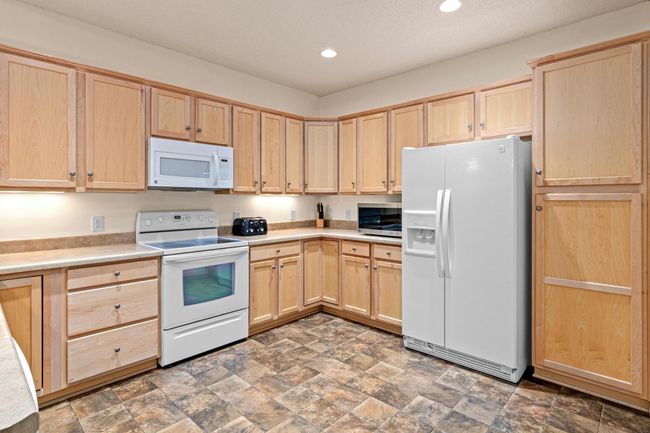 open kitchen with room to add center island | Image 4