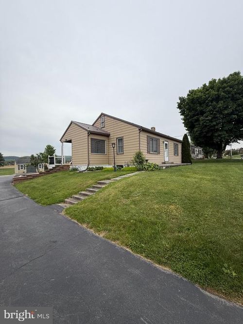 260 Mainsville Rd, SHIPPENSBURG, PA, 17257-9275 | Card Image