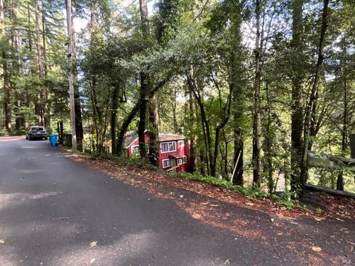 14712 Eagle Nest Ln, Guerneville, CA, 95446-9555 | Card Image