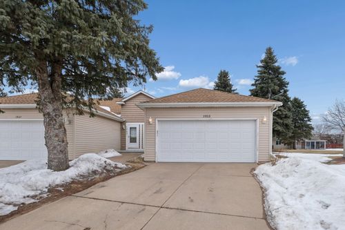 1953 Eastridge Ct, Stillwater, MN, 55082-6119 | Card Image