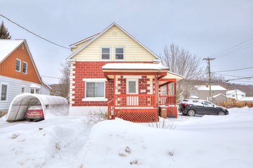 427 Rue Thomas, Lachute, QC, J8H1V6 | Card Image