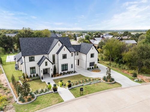 4330 Crittenden Drive, Norman, OK, 73072 | Card Image