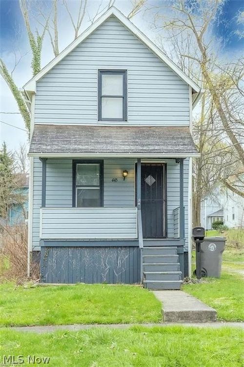 445 Saint Louis Ave, Youngstown, OH, 44511-1729 | Card Image