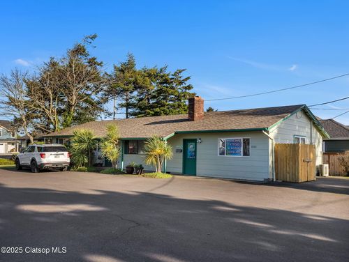 1010 3rd Ave, Seaside, OR, 97138-7810 | Card Image