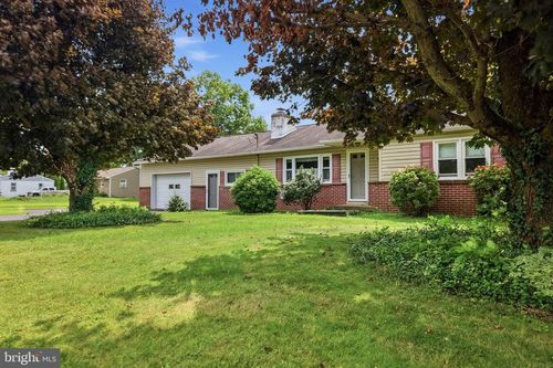 105 N Ridge Rd, PERKASIE, PA, 18944-1729 | Card Image