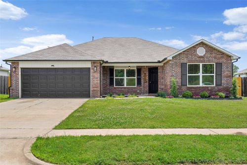 14911 S 274th East Ave, Coweta, OK, 74429-5534 | Card Image