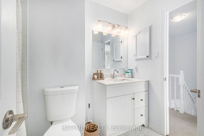 268 Stoneway Dr, House attached with 3 bedrooms, 2 bathrooms and 2 parking in Nepean ON | Image 20