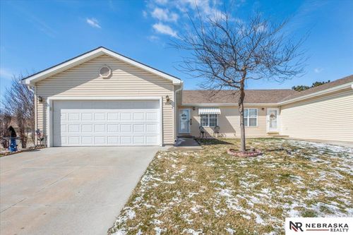 5605 N 26th Pl, Lincoln, NE, 68521-5871 | Card Image