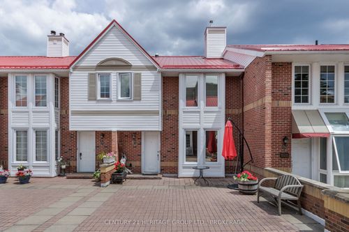 61-1 Pl D'Armes, Kingston, ON, K7K0B4 | Card Image