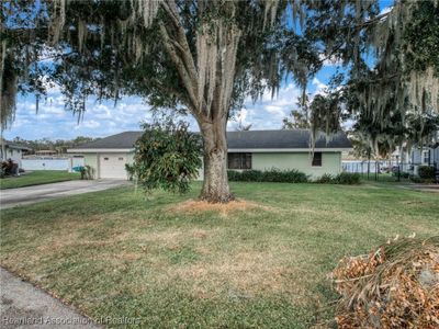 6 Chickasaw Street, House other with 2 bedrooms, 2 bathrooms and null parking in Lake Placid FL | Image 2