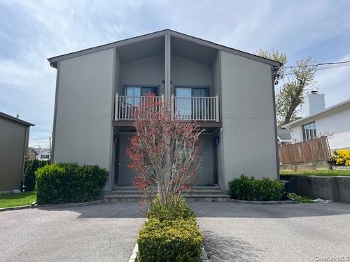 b-1 Kirkwood Rd, Port Washington, NY, 11050-1436 | Card Image