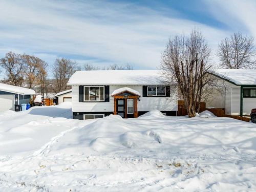 106 Hill Dr, Fort Mcmurray, AB, T9H2B5 | Card Image