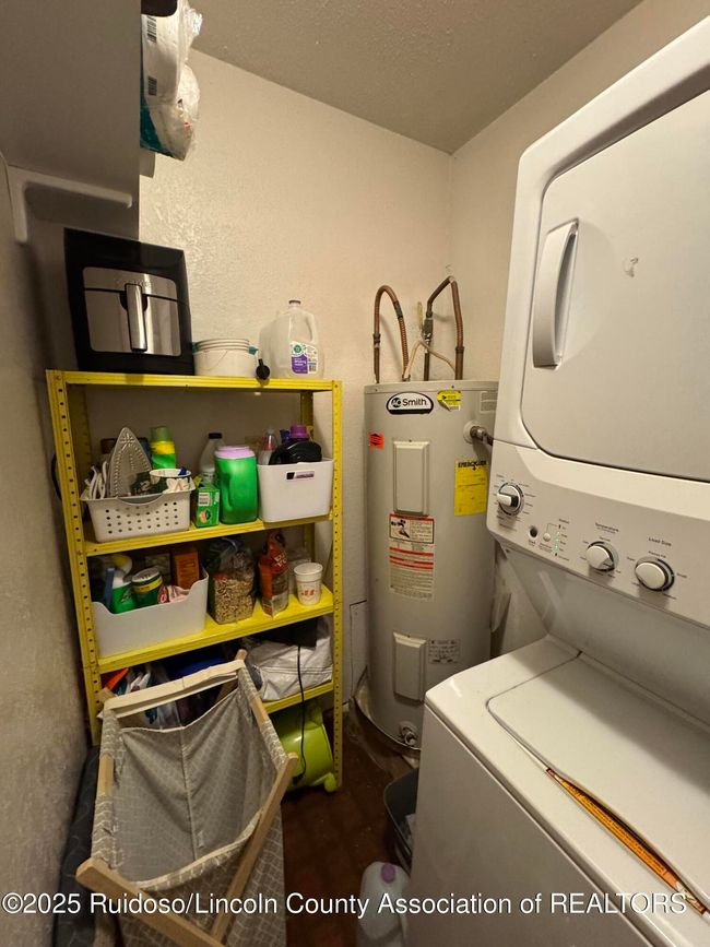 1 - 433 W 2 Nd St, Home with 3 bedrooms, 2 bathrooms and null parking in Capitan NM | Image 57