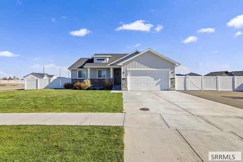 4754 Memory Ln, Idaho Falls, ID, 83401-1543 | Card Image