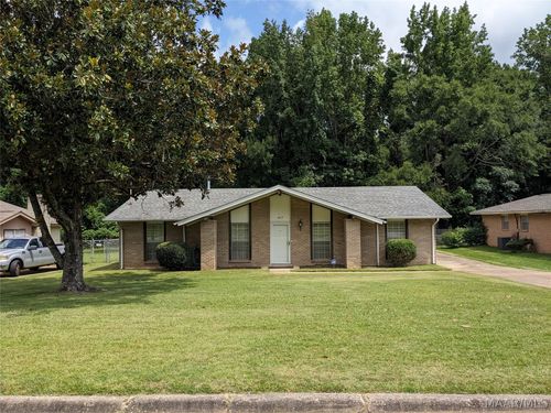 2912 Mcfadden Drive, Tuskegee, AL, 36088 | Card Image