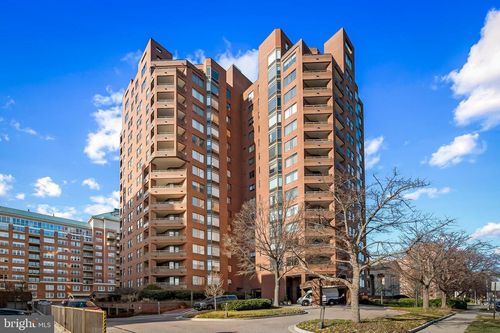 unit-105-3704 N Charles St, BALTIMORE, MD, 21218-2310 | Card Image
