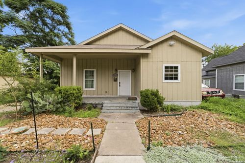 210 Cadwallader St, San Antonio, TX, 78212-4903 | Card Image