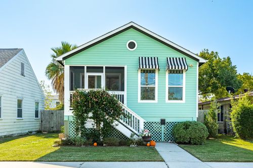 4317 Avenue R, Galveston, TX, 77550-7348 | Card Image