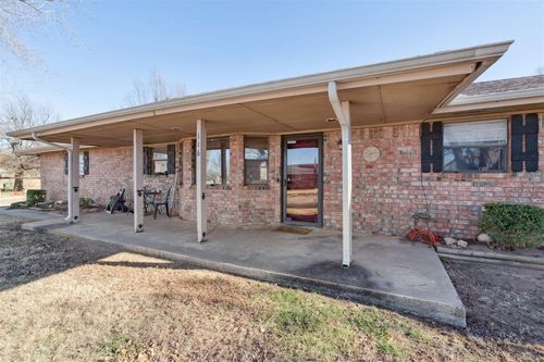 116 Seminole Ln, Yukon, OK, 73099-5731 | Card Image