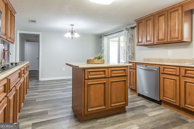 1348 Crestridge Rd, House other with 3 bedrooms, 2 bathrooms and null parking in Waycross GA | Image 10