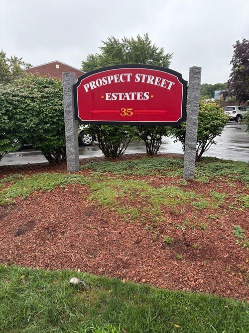apt-304-35 Prospect St, Woburn, MA, 01801-4356 | Card Image