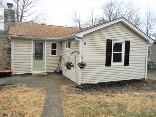 8 Beech Dr, Hardyston, NJ, 07460-1235 | Card Image