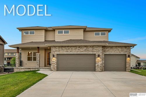 5419 N 190th Ave, Elkhorn, NE, 68022-5052 | Card Image