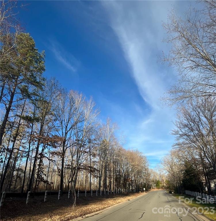 Asheley Glen Dr, Mint Hill, NC 28227
