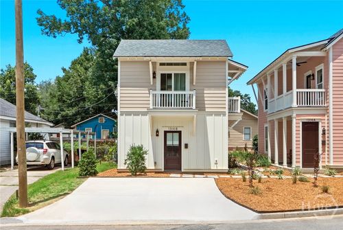 b-1314 E 38th St, savannah, GA, 31404-3323 | Card Image
