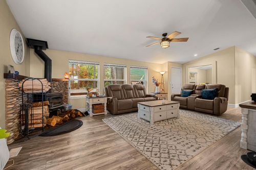 19051 Pine Dr E, Pioneer, CA, 95666-9306 | Card Image