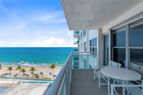 816-3900 Galt Ocean Dr, Fort Lauderdale, FL, 33308-6631 | Card Image
