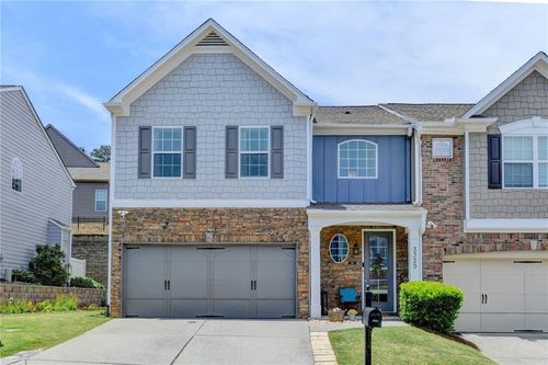 3329 Castleberry Village Cir, Cumming, GA, 30040-2386 | Card Image