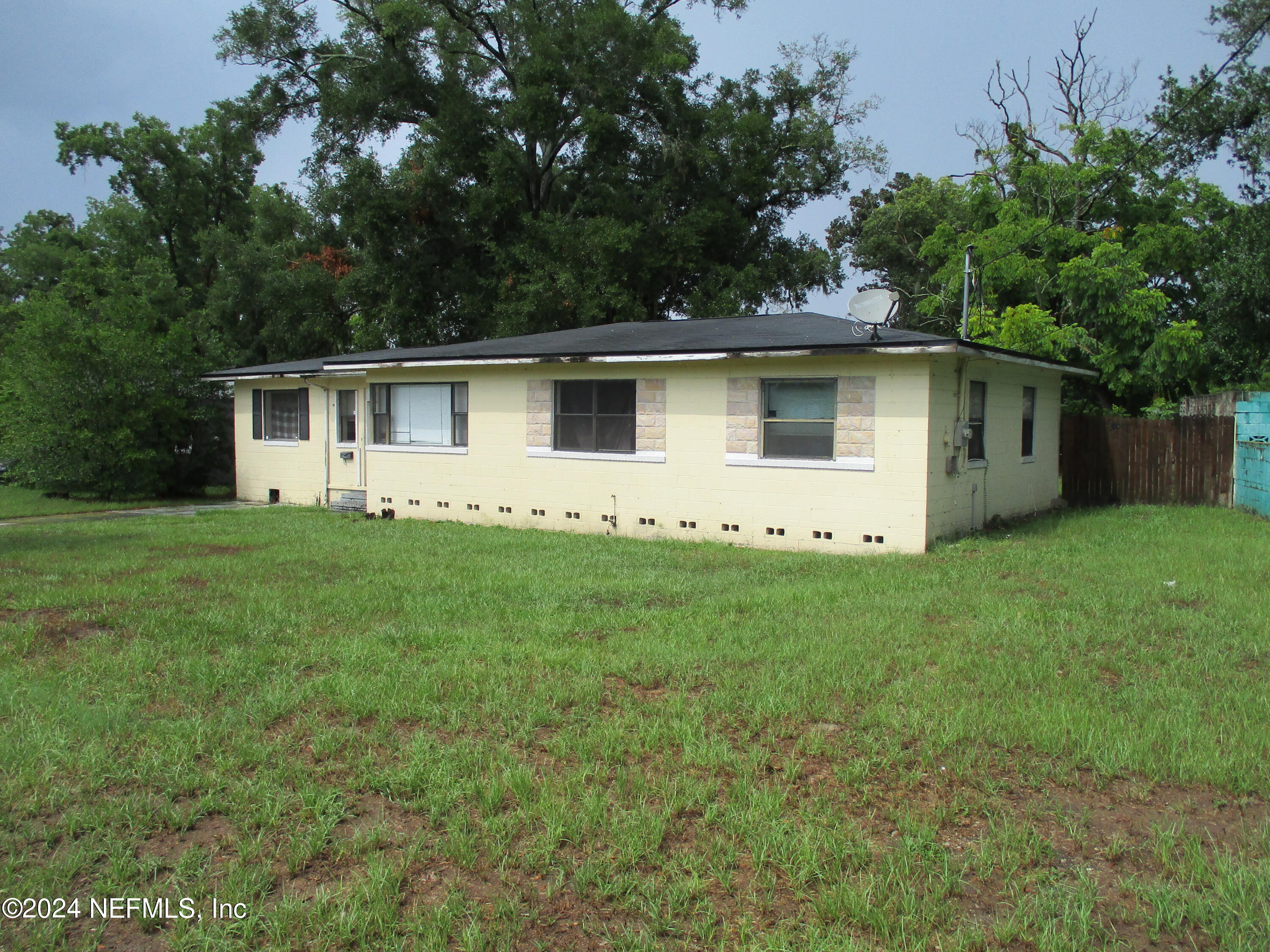 Denham Rd, Jacksonville, FL 32208