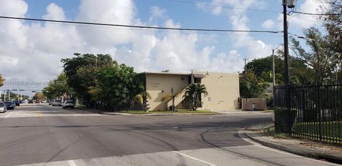 a-1 Ne 78th St, Miami, FL, 33138-4339 | Card Image