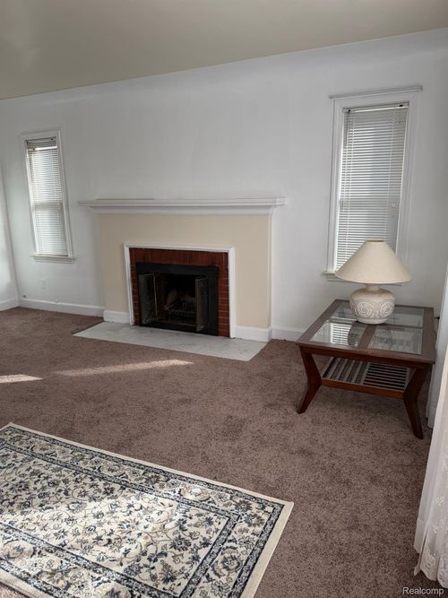 18034 Tracey St, Detroit, MI, 48235-2636 | Card Image