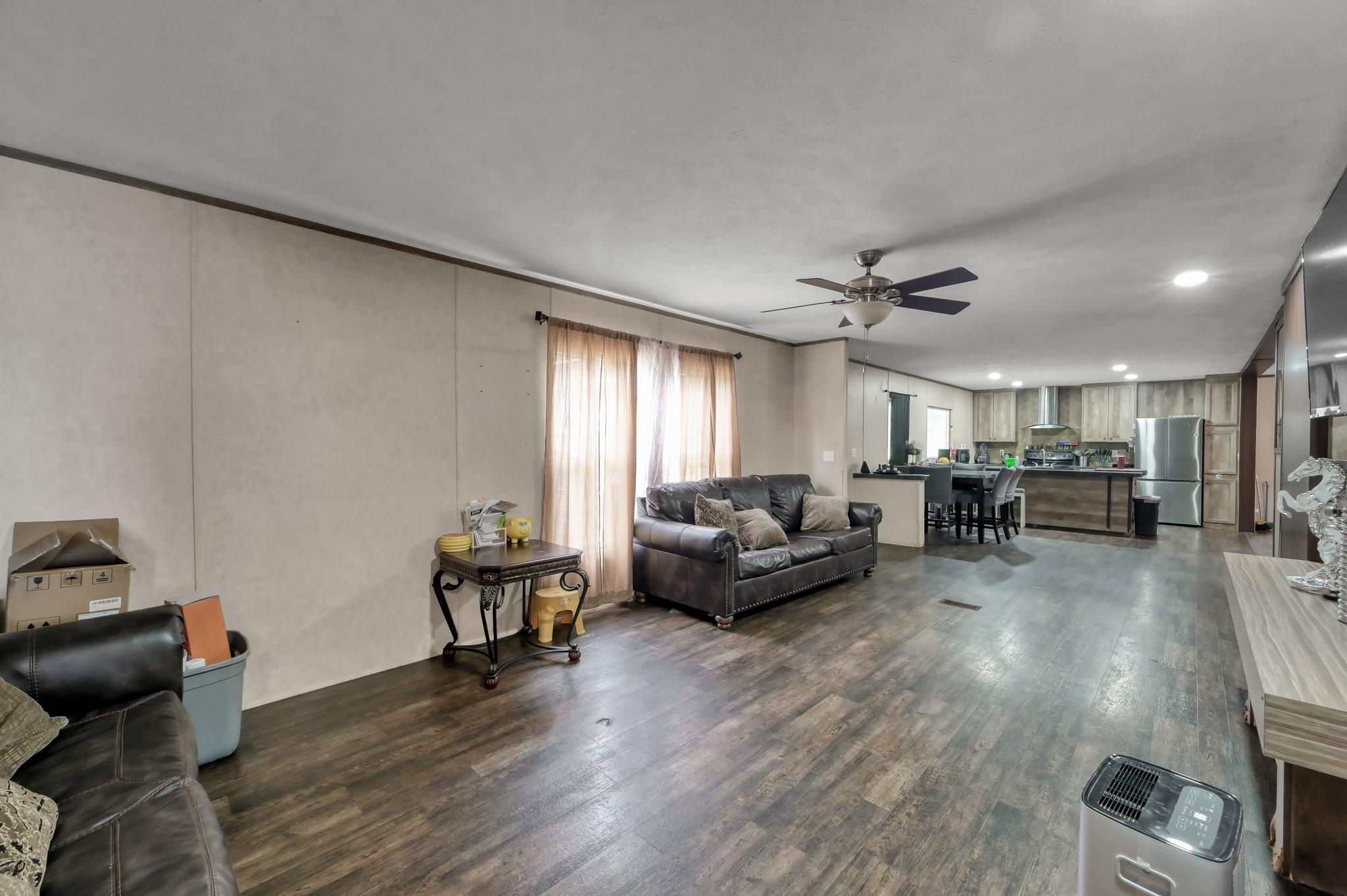 Residential in New Caney 4
