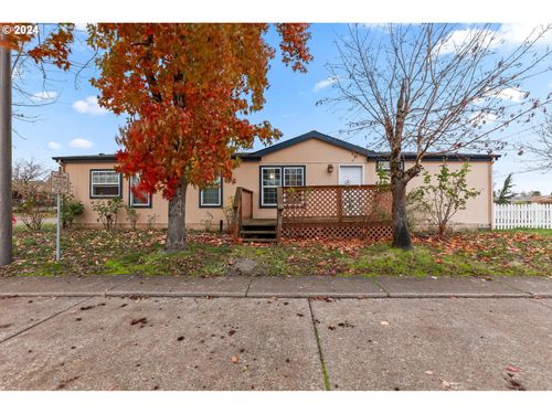 9-20807 Sunny Vista Ct Ne, Donald, OR, 97020-8623 | Card Image