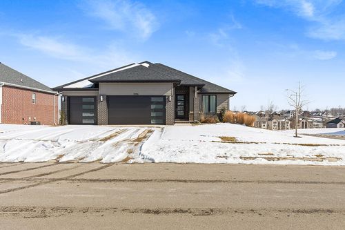 5996 S Holland Ave, Springfield, MO, 65810-6005 | Card Image