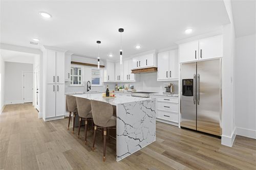 4525 Walker St, Houston, TX, 77023-1147 | Card Image