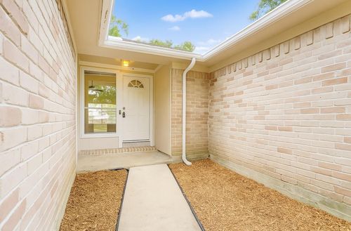 408 Bayridge Dr, League City, TX, 77573-9208 | Card Image