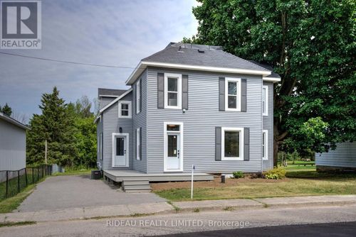 342 Kitley Line 8 Rd, Frankville, ON, K0E1H0 | Card Image