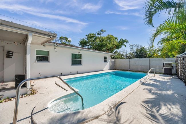 2009 Cleveland St, House other with 3 bedrooms, 2 bathrooms and null parking in CLEARWATER FL | Image 45