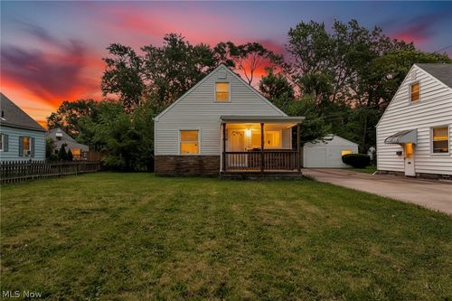 3943 Palm Ave, Lorain, OH, 44055-2855 | Card Image